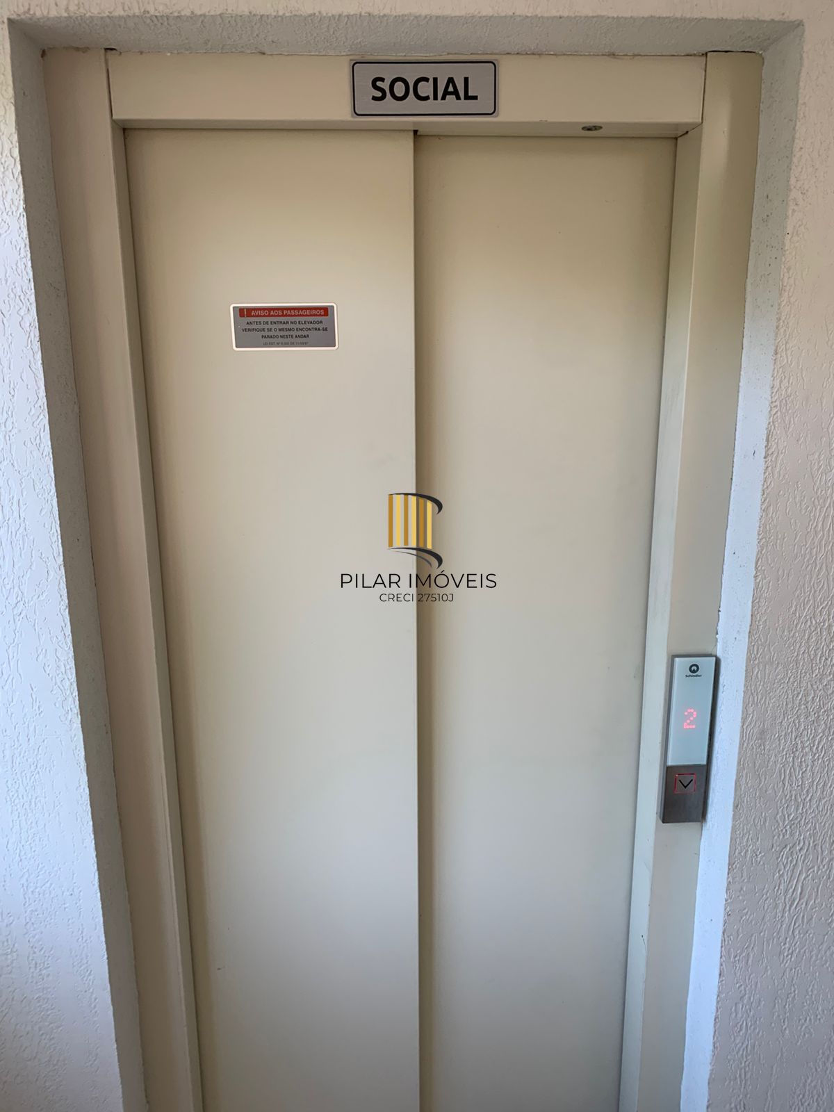 Apartamento 2 dormitórios no bairro Vila Nova