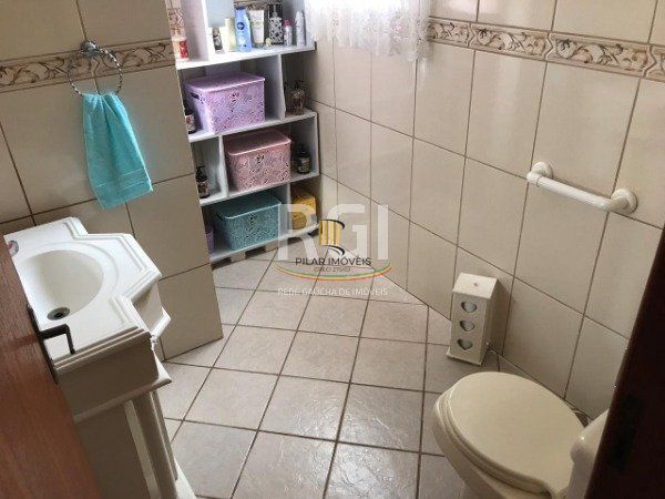 Casa para Venda - 150m², 3 dormitórios, 2 vagas - Vila Nova