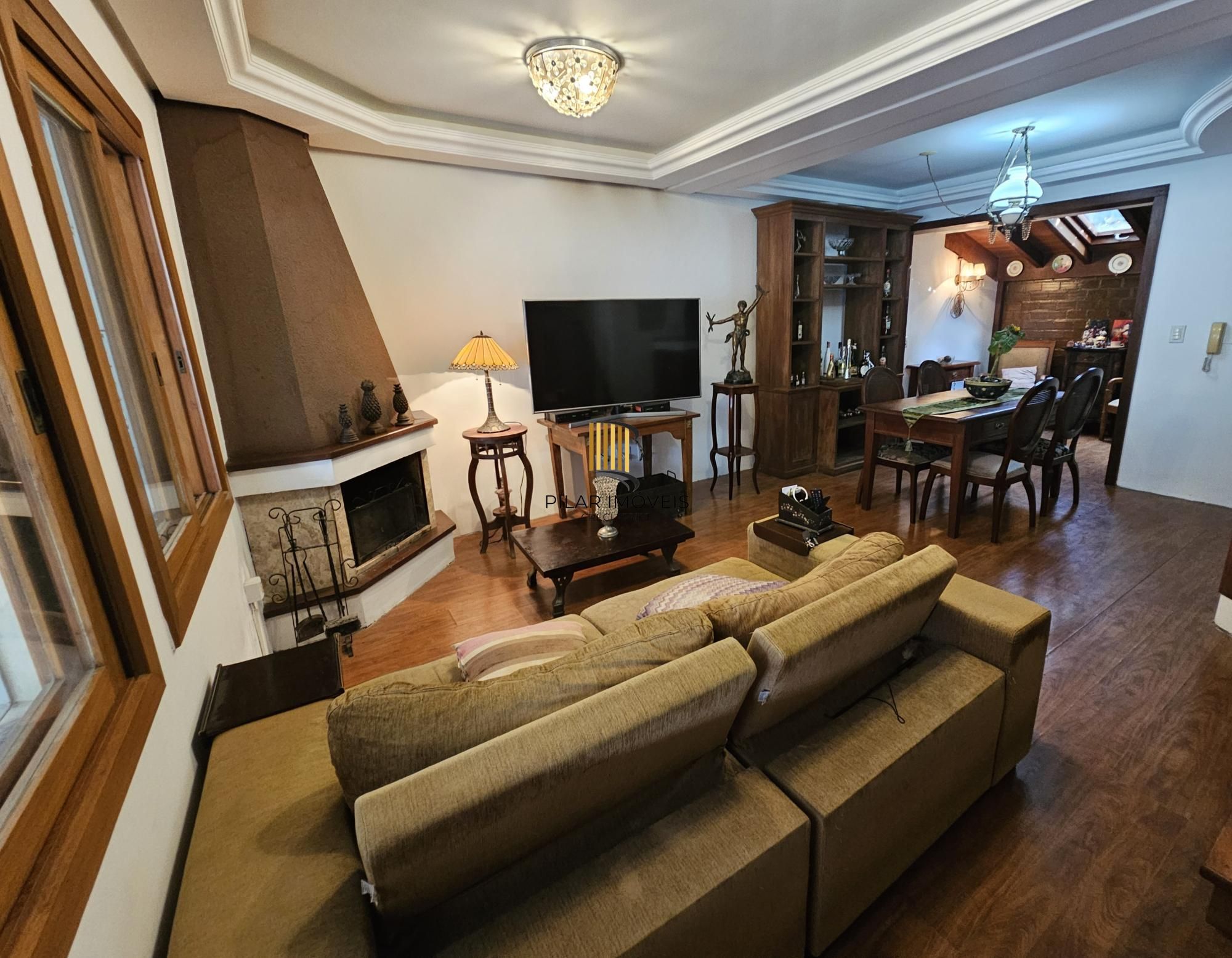 Casa 3 dormitórios + sótão em condomínio Jardim Isabel bairro Ipanema !