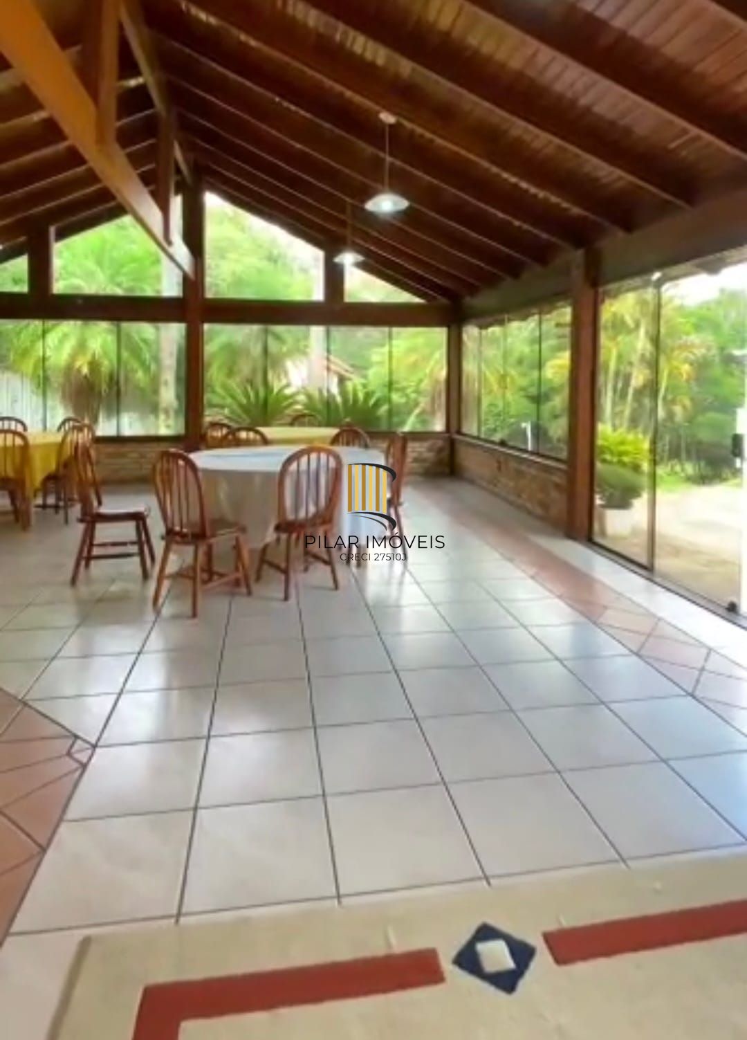 Sitio Urbano zona sul de Porto Alegre com 10.480m² - grande potencial de valorizaçao