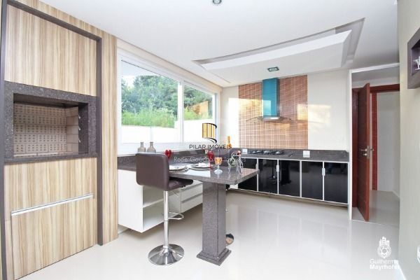 Casa Condominio para Venda - 254.32m², 3 dormitórios, sendo 3 suites, 2 vagas - Pedra Redonda