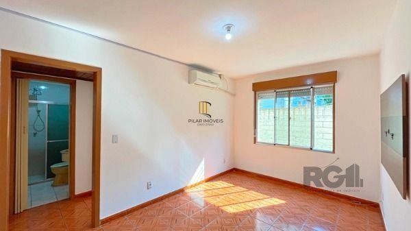 Apartamento em Porto Alegre, no bairro Cristal, com 1 dormitório(s), e 1 banheiros, à venda.