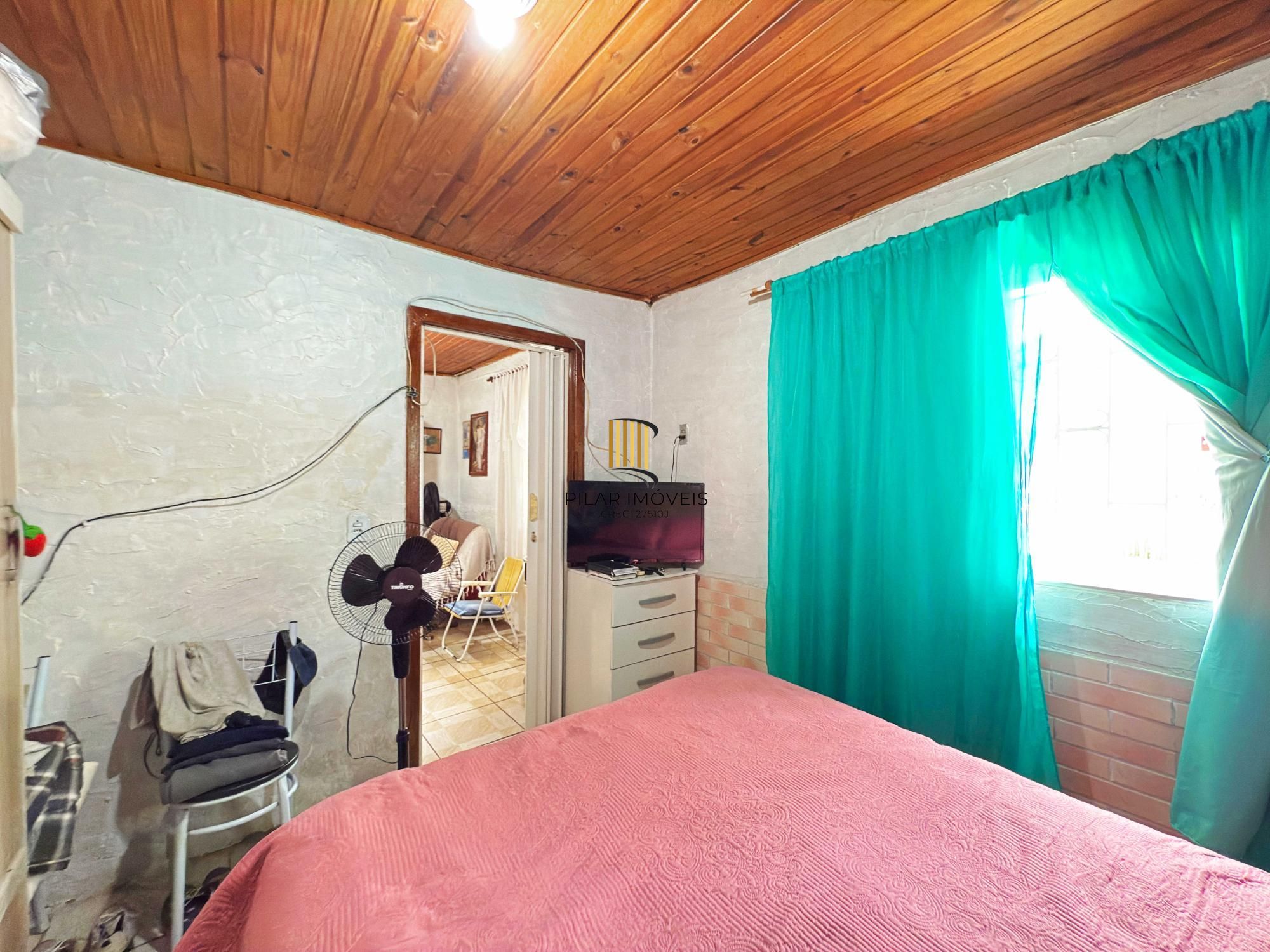 Casa 3 dormitórios no bairro Restinga