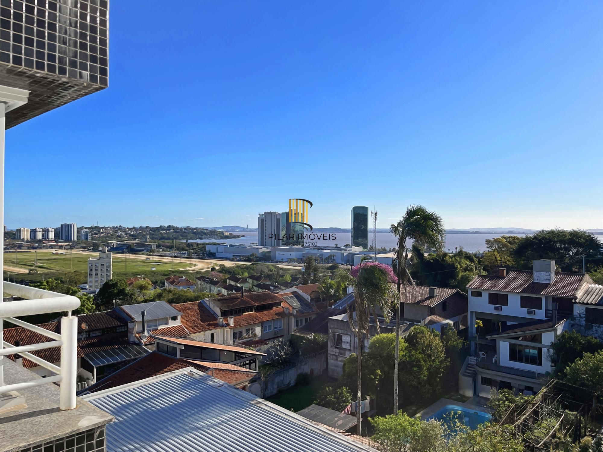 Apartamento com 3 Suítes no Cristal