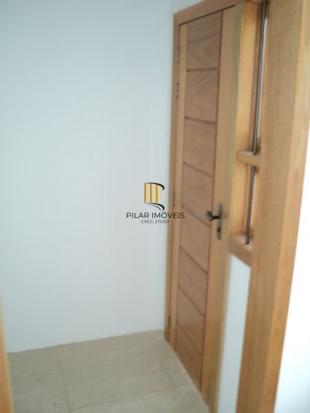 Casa 3 dormitórios no bairro Hípica