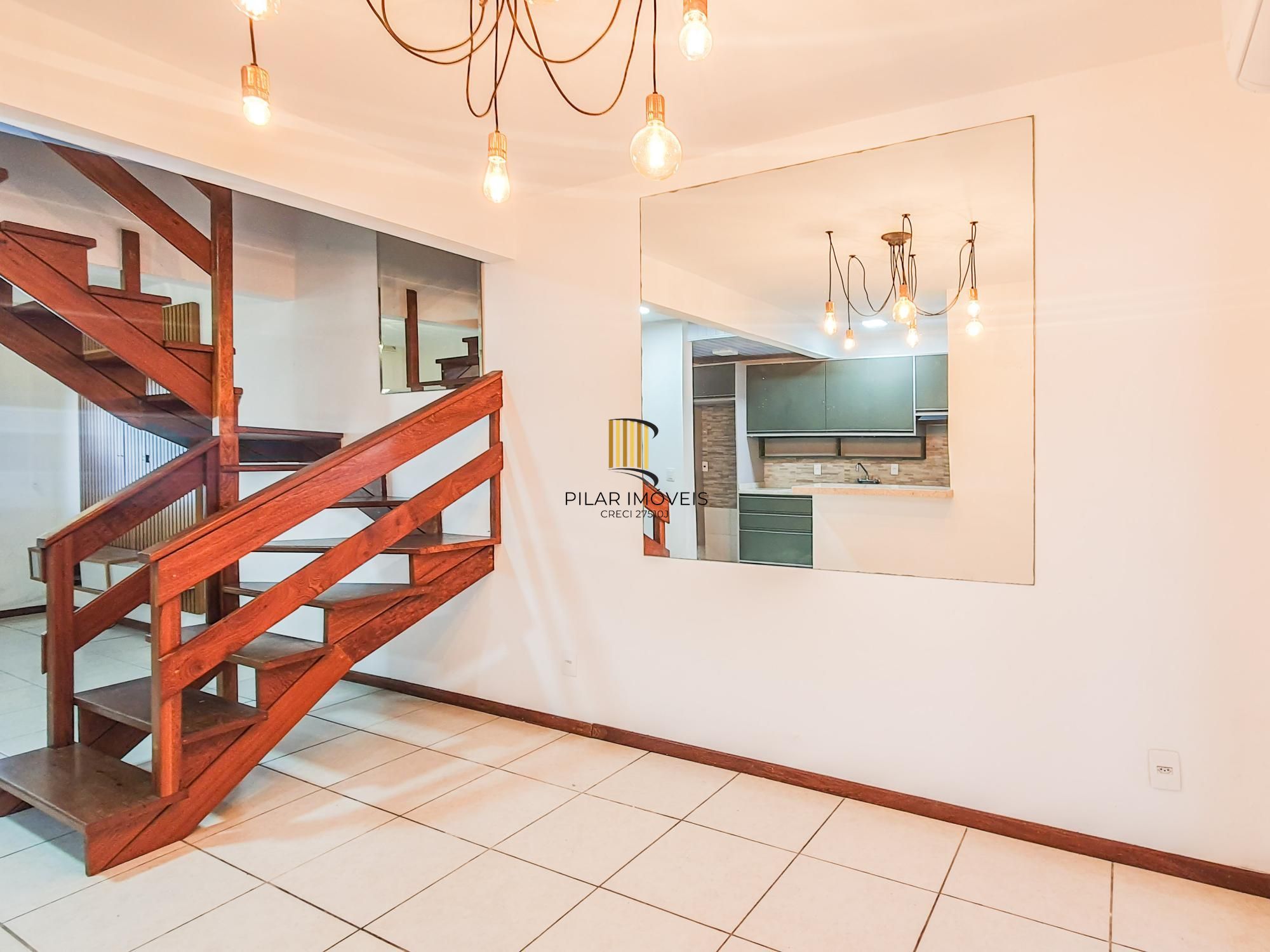 Casa de Condomínio 3 dormitórios no bairro Hípica