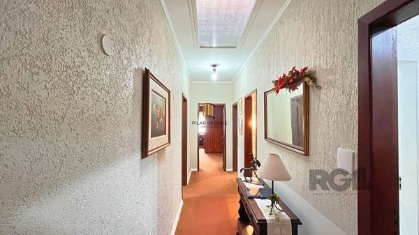 Casa para Venda - 320m², 5 dormitórios, sendo 3 suites, 8 vagas - Ipanema