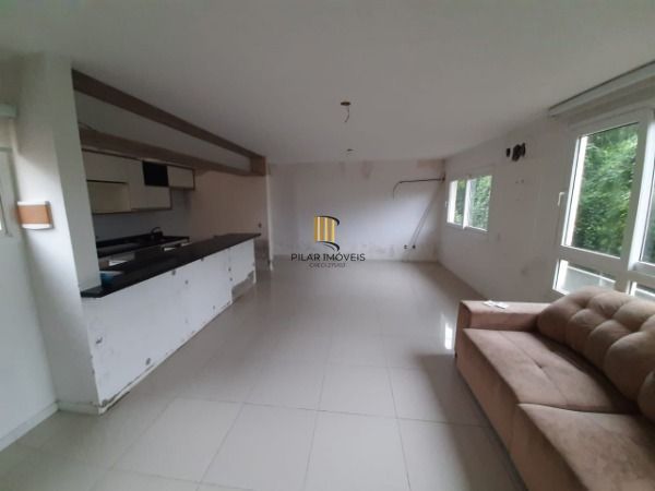 Casa Condominio em Porto Alegre, no bairro Ipanema, com 3 dormitório(s), e 3 banheiros, à venda.