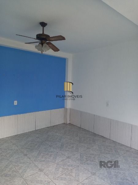 Casa em Porto Alegre, no bairro Cavalhada, com 3 dormitório(s), e 3 banheiros, à venda.