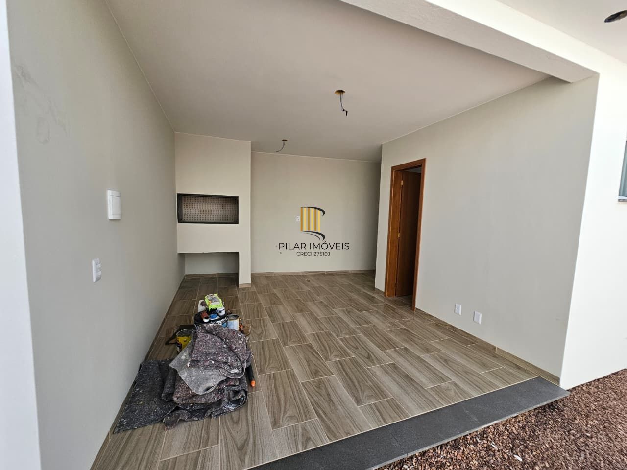 Casa 2 dormitórios no bairro Hípica