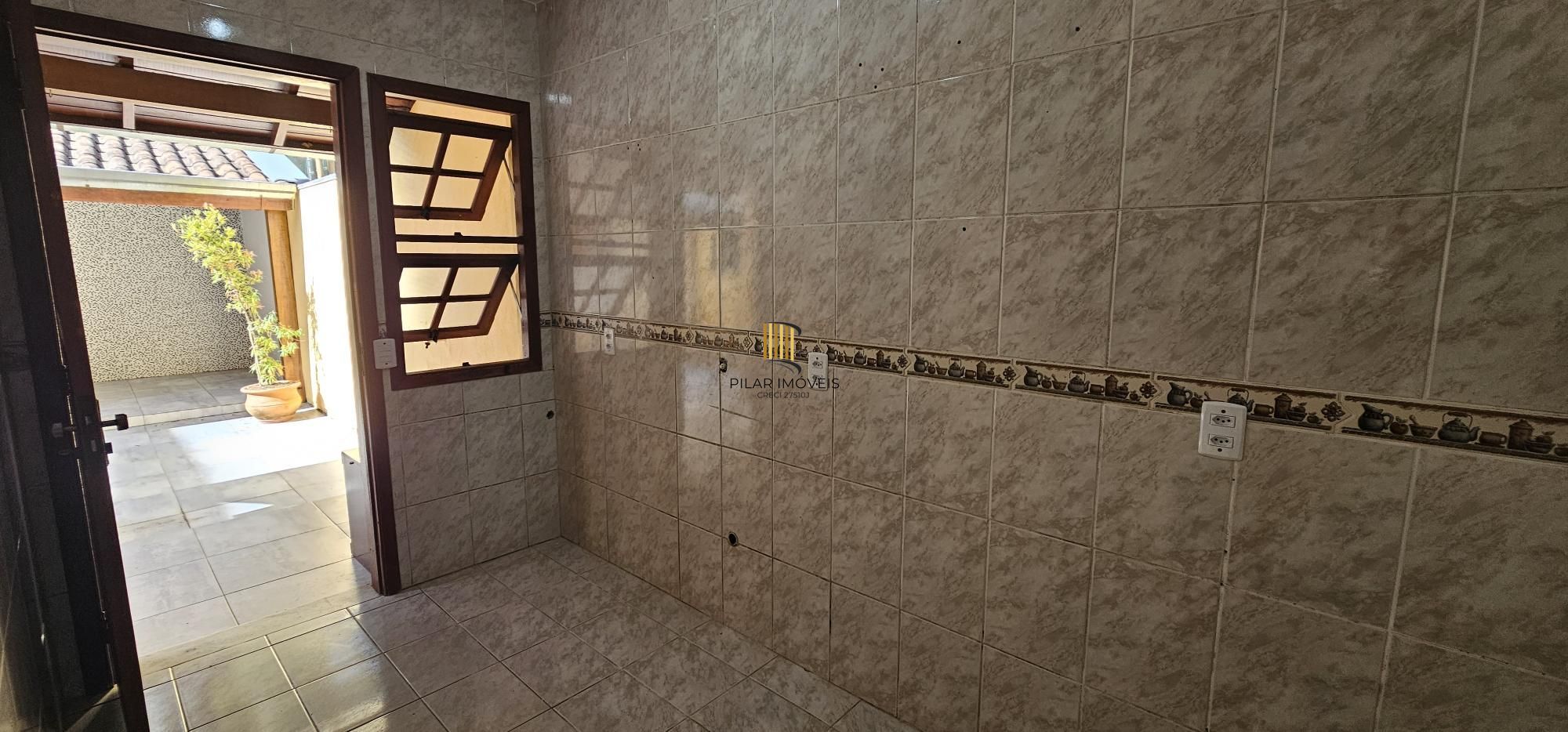 Casa 4 dormitórios no bairro Hípica