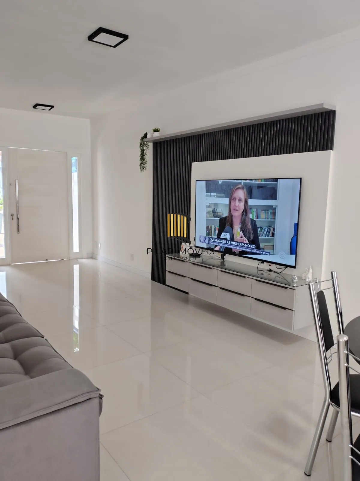 Casa para Venda - 100m², 3 dormitórios, sendo 1 suites, 1 vaga - Lagos De Nova Ipanema