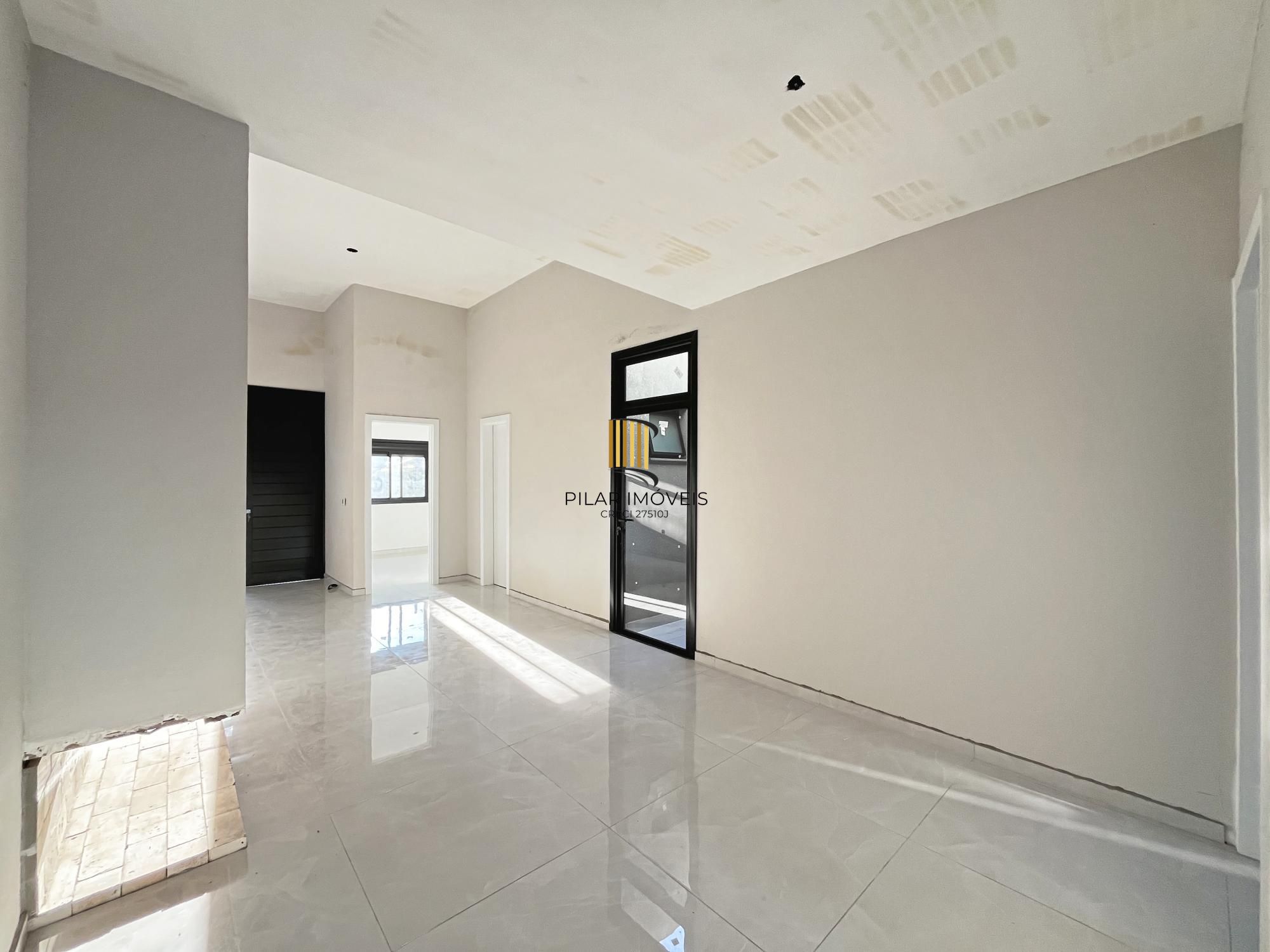 Casa Nova ! Térrea com 2 dormitórios sendo 1 suíte no Residencial Hípica Boulevard, zona sul de Porto Alegre !
