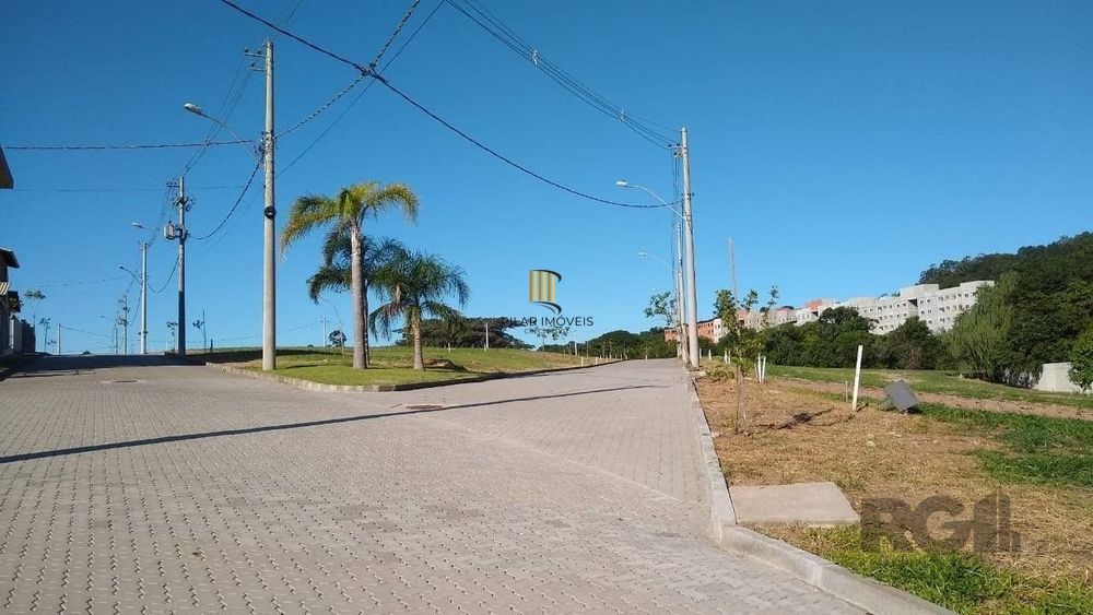 Terreno com 282,91 m² em condomínio fechado - Campo Novo