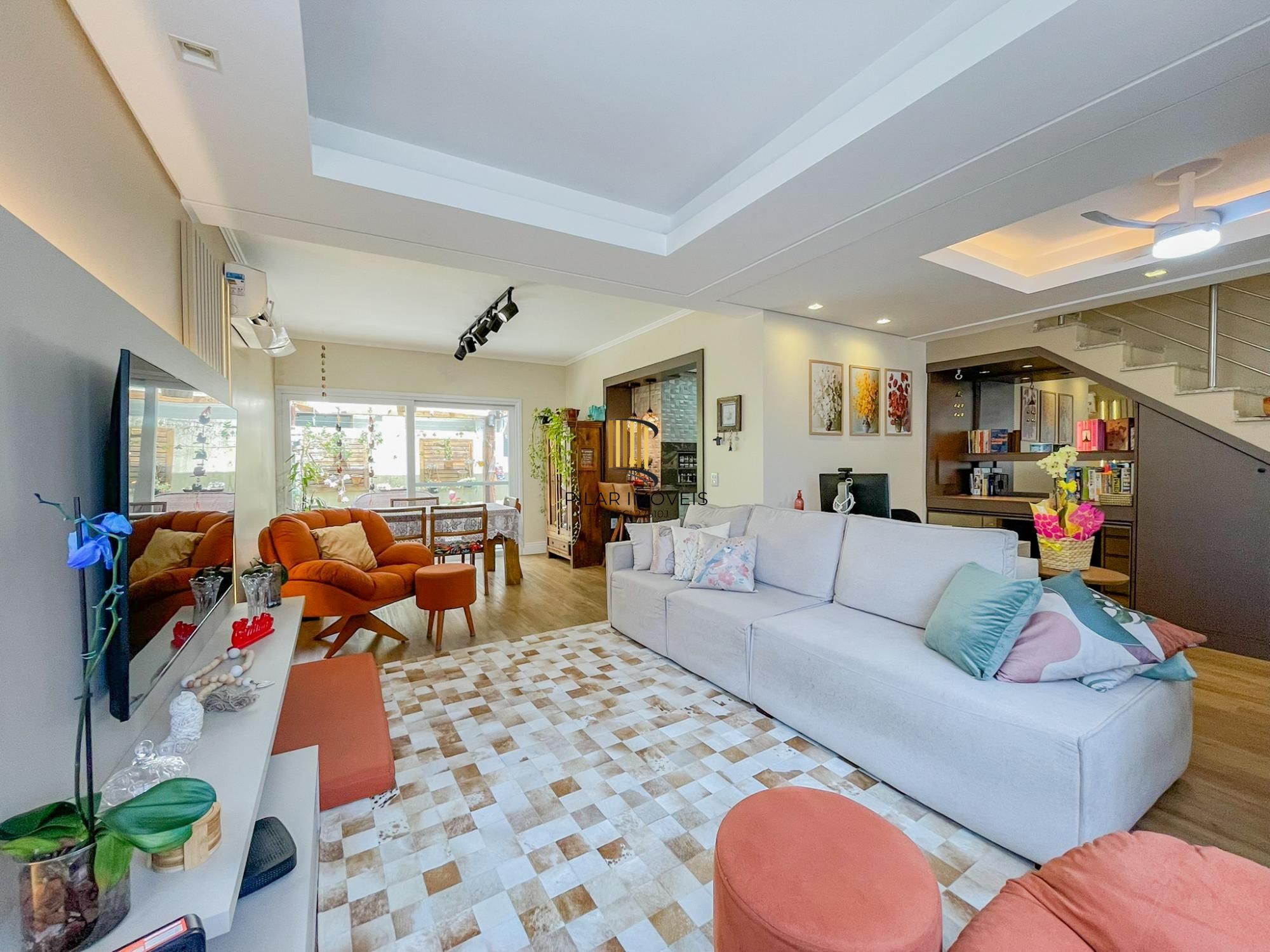 Sobrado Alto Padrão 3 dormitórios 4 vagas garagem, no Lagos de Nova Ipanema