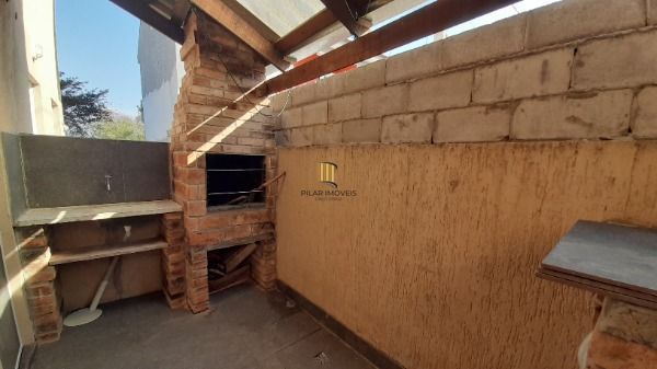 Casa Condominio em Porto Alegre, no bairro Restinga, com 2 dormitório(s), e 2 banheiros, à venda.