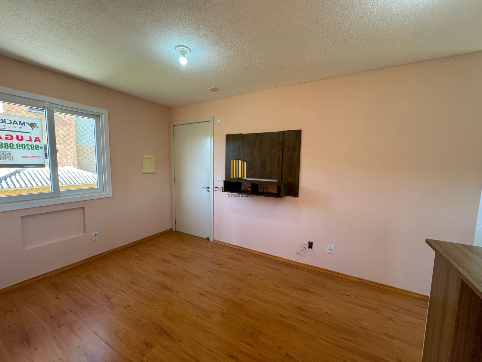 Apartamento 2 dormitório(s),com 1 vaga de garagem coberta à venda.