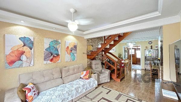 Casa Condominio em Porto Alegre, no bairro Hípica, com 3 dormitório(s), e 3 banheiros, à venda.