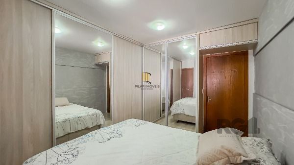 Casa 3 dormitórios no bairro Hípica