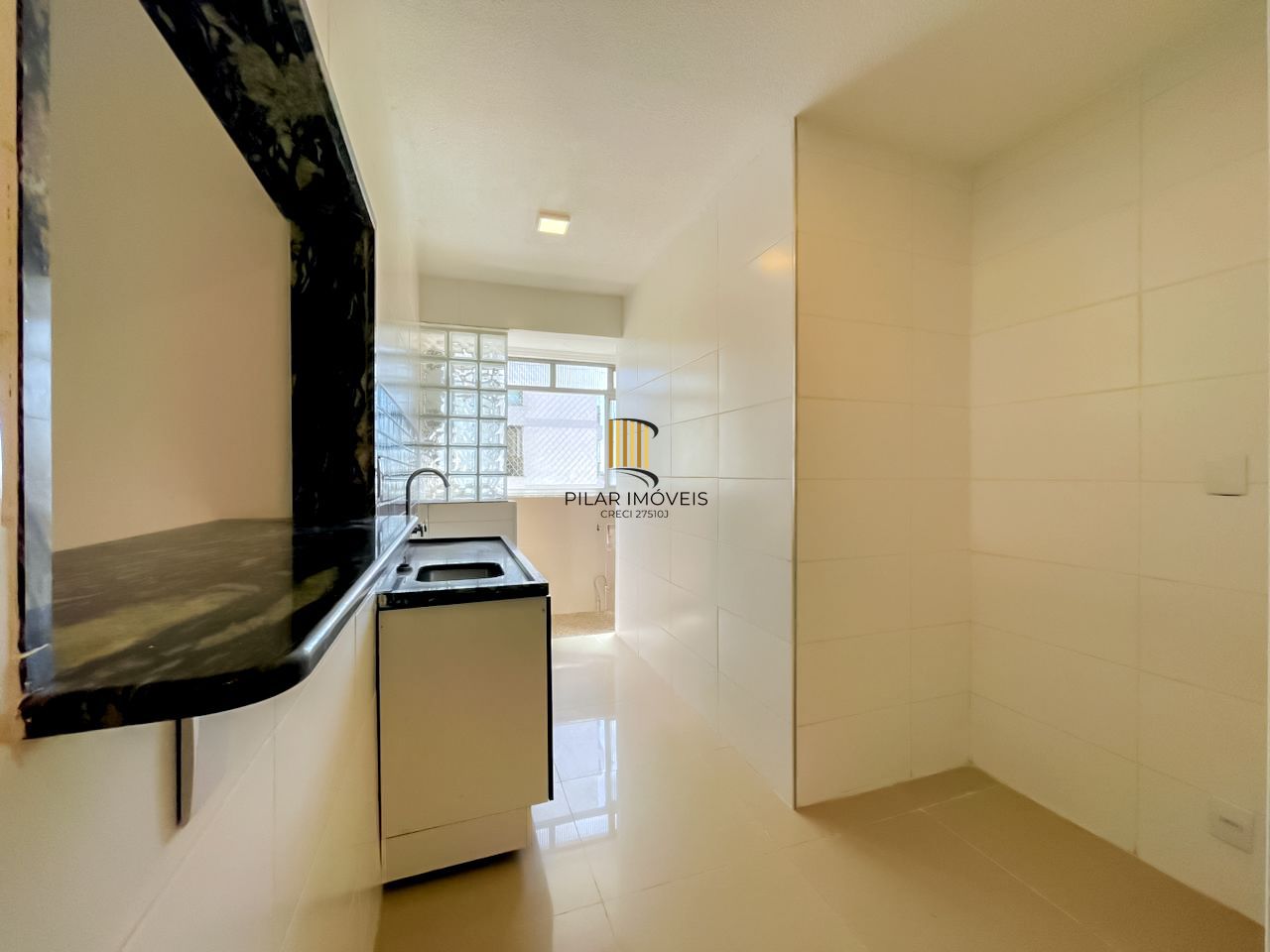 Apartamento 2 dormitórios no bairro Tristeza