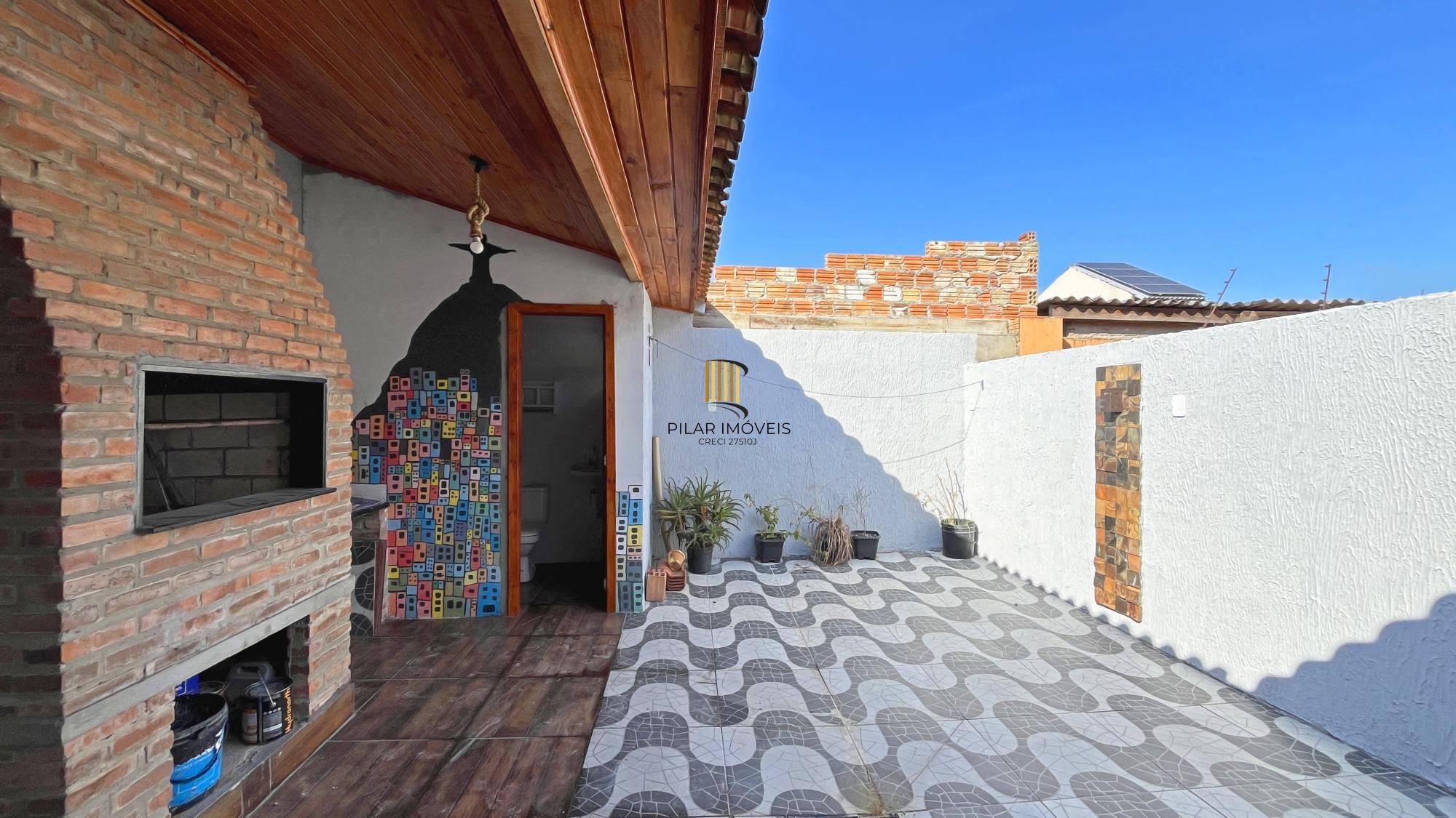 Casa para Venda - 70m², 2 dormitórios, 2 vagas - Hípica