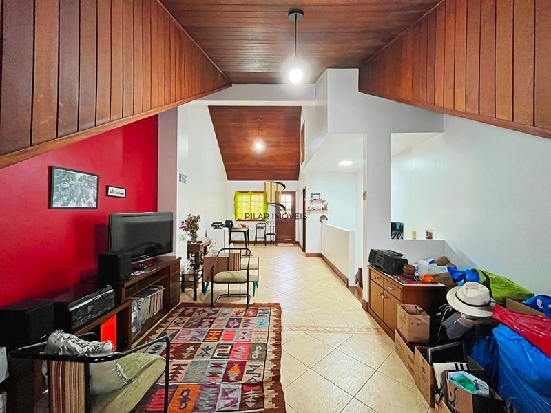 Casa 3 dormitórios no bairro Ipanema
