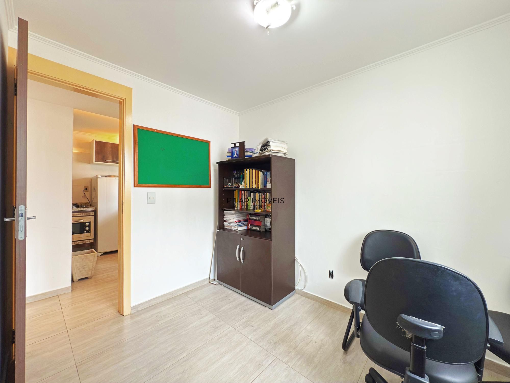 Apartamento 2 dormitórios no bairro Campo Novo