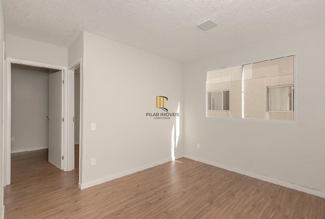 Ótimo apto térreo com 2 dormitórios com vaga de estacionamento