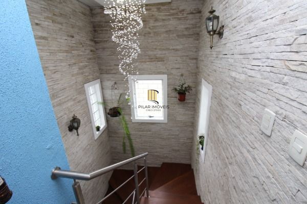 Casa para Venda - 300m², 3 dormitórios, sendo 1 suites, 2 vagas - Ipanema