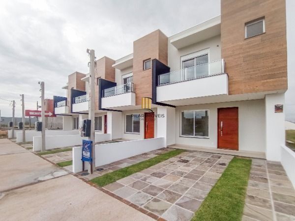 Casa em Porto Alegre, no bairro Aberta dos Morros, com 3 dormitório(s), à venda.