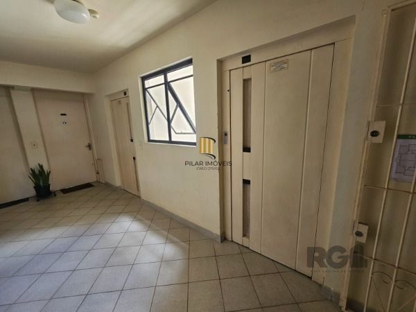 Apartamento 2 dormitórios no bairro Glória