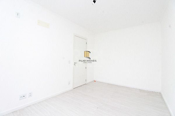 Casa para Venda - 150m², 4 dormitórios, sendo 2 suites  com uma no térreo, 2 vagas - Lagos De Nova Ipanema