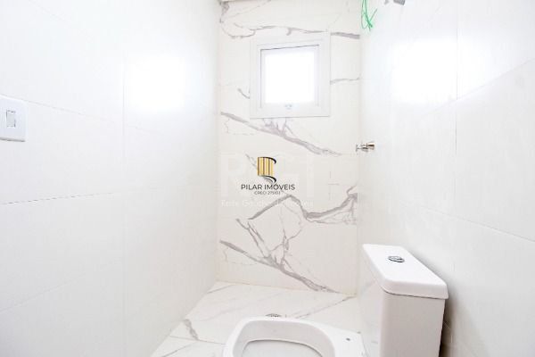 Casa para Venda - 120m², 3 dormitórios, sendo 1 suites, 2 vagas - Hípica