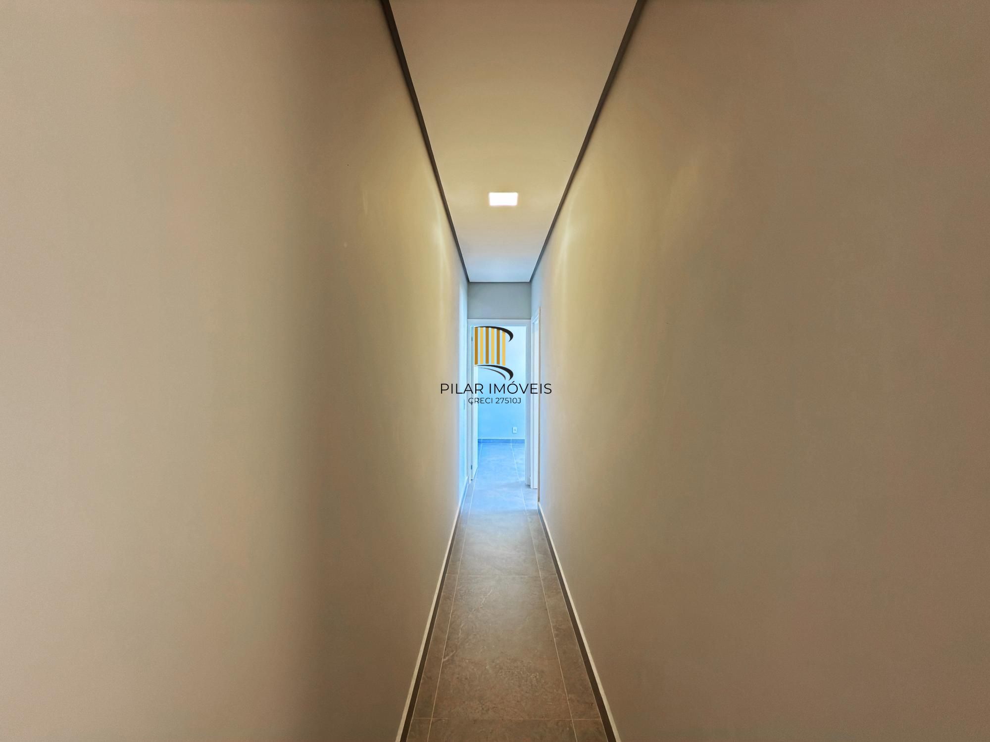 Residência nova em condomínio com 3 dormitórios