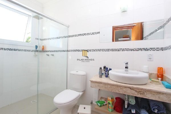 Casa para Venda - 236m², 5 dormitórios, sendo 4 suites, 2 vagas - Lagos De Nova Ipanema