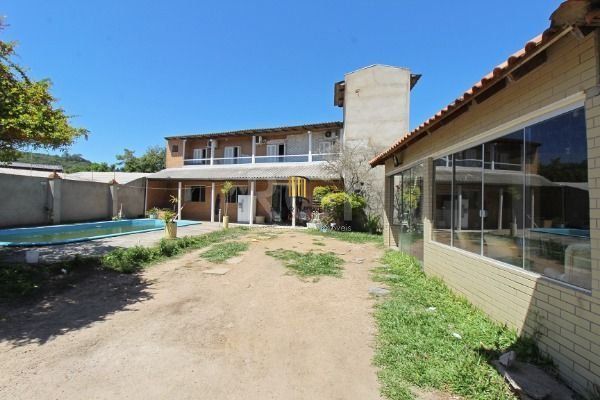 Casa para Venda - 220m², 4 dormitórios, sendo 2 suites, 5 vagas - Vila Nova