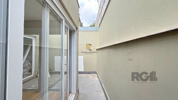 Casa de Condomínio 4 dormitórios no bairro Tristeza