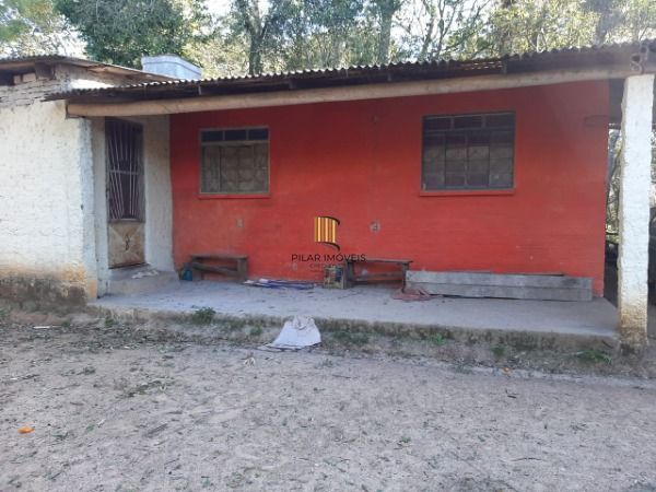 Sítio para Venda - 200m², 3 dormitórios, 4 vagas - Lami