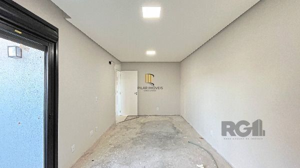 Casa Condominio em Porto Alegre, no bairro Hípica, com 3 dormitório(s), e 3 banheiros, à venda.