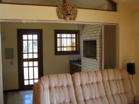 Casa para Venda - 369m², 3 dormitórios, sendo 2 suites, 2 vagas - Cavalhada - Pilar Imóveis