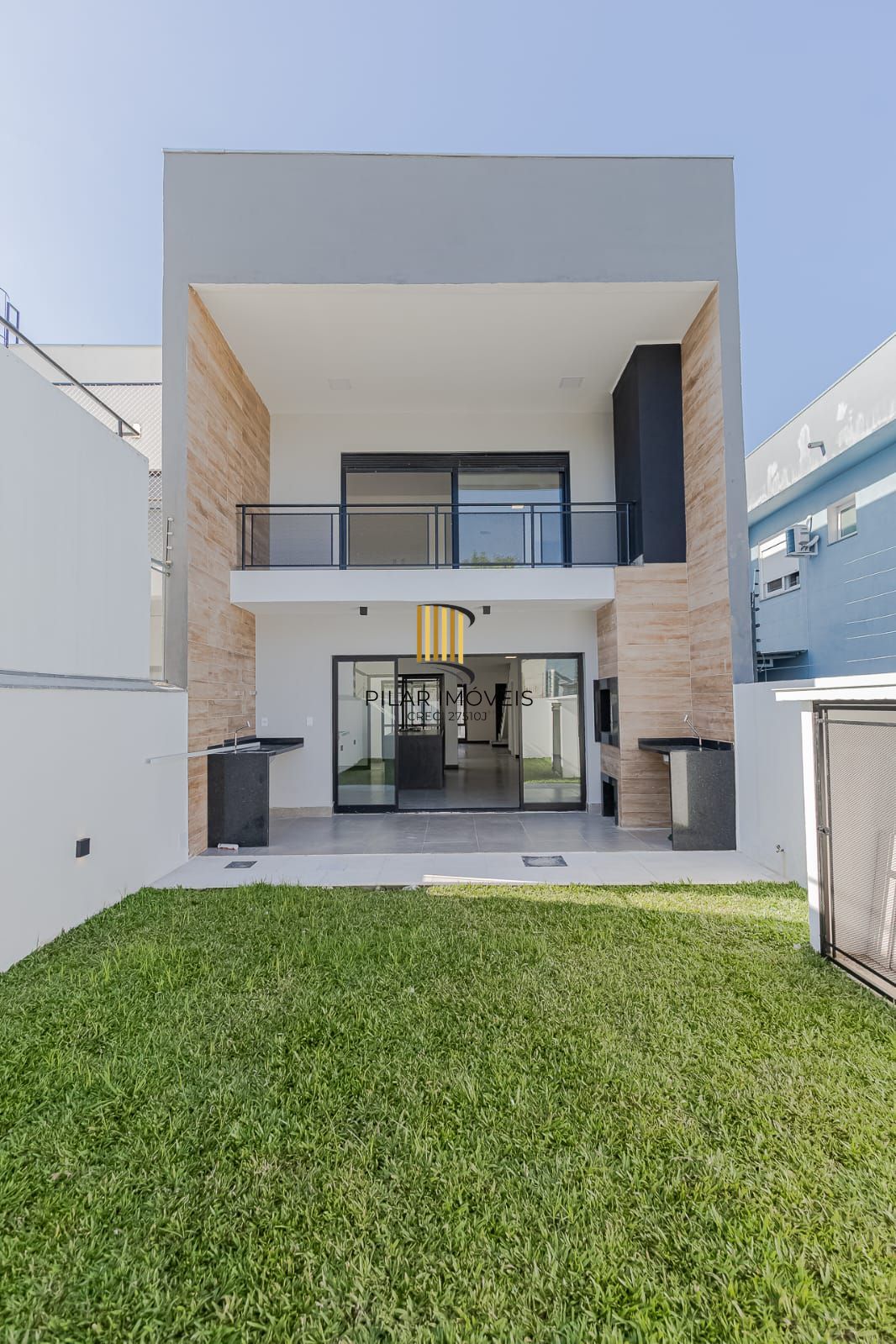 Casa 3 dormitórios no bairro Ipanema