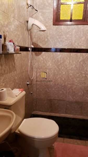 Casa para Venda - 203.5m², 4 dormitórios, Restinga