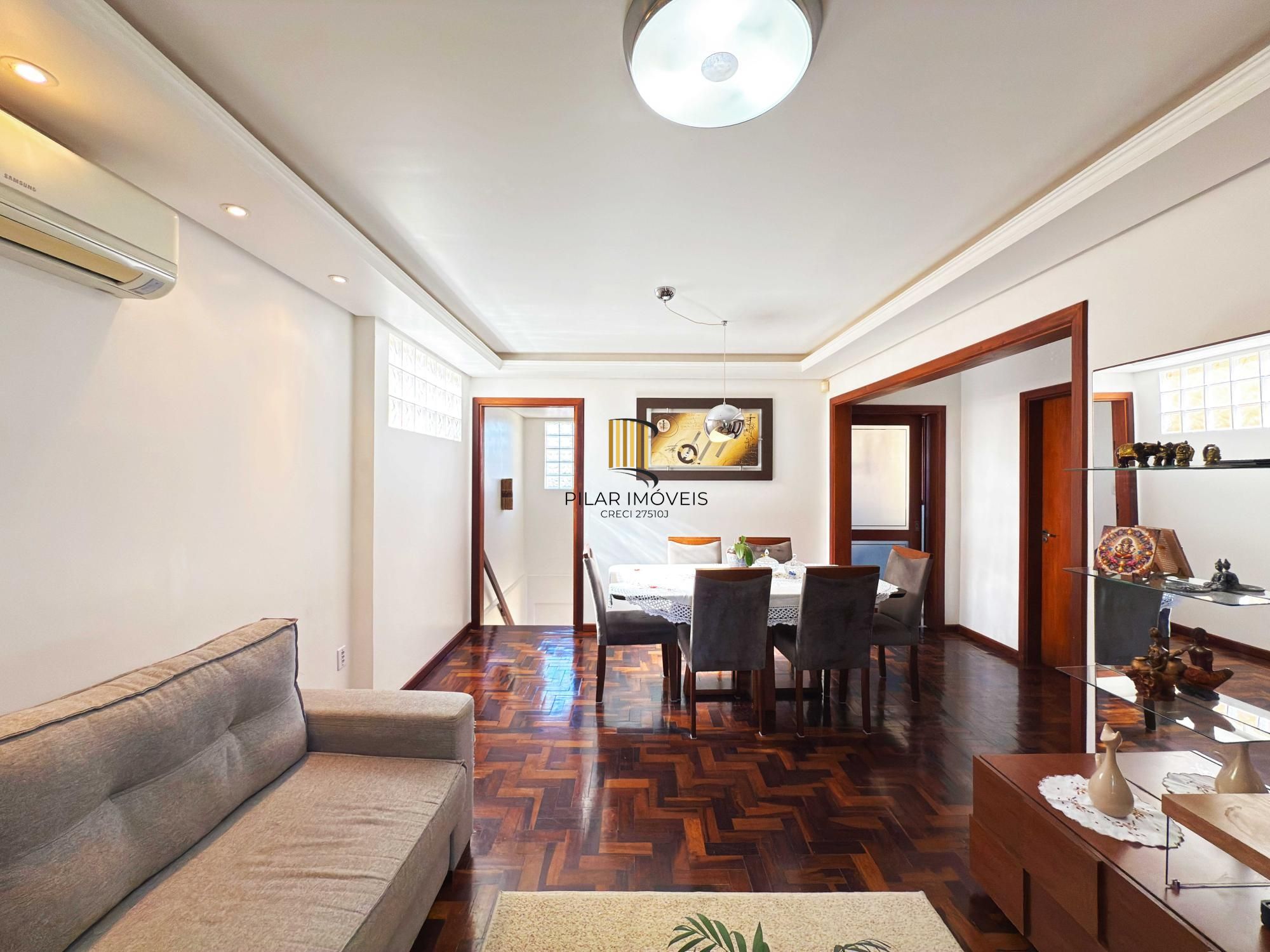 Casa 3 dormitórios no bairro Santa Tereza