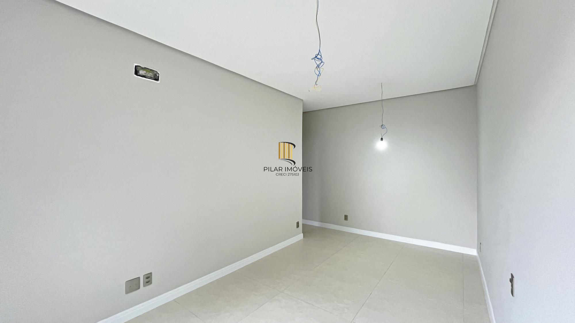 Casa Condominio em Porto Alegre, no bairro Hípica, com 3 dormitório(s), e 3 banheiros, à venda.