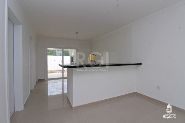 Casa para Venda - 196m², 3 dormitórios, sendo 1 suites, 2 vagas - Lagos De Nova Ipanema