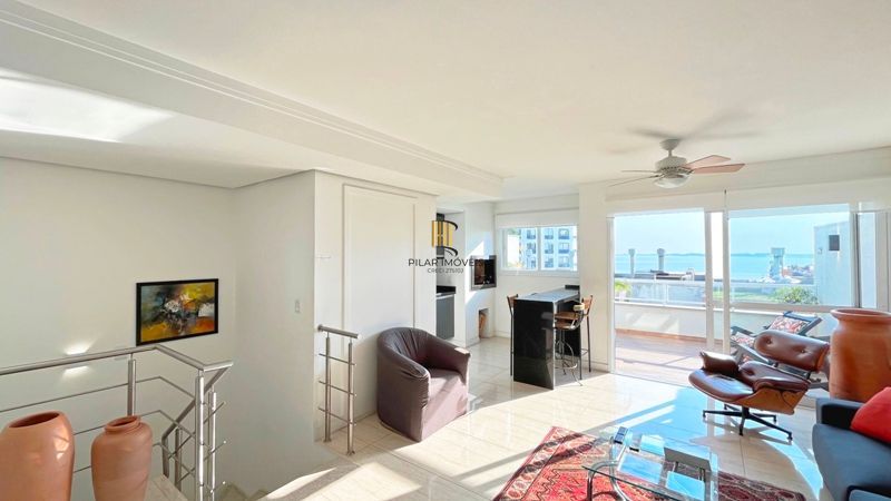 Casa de Condomínio 4 dormitórios no bairro Praia de Belas