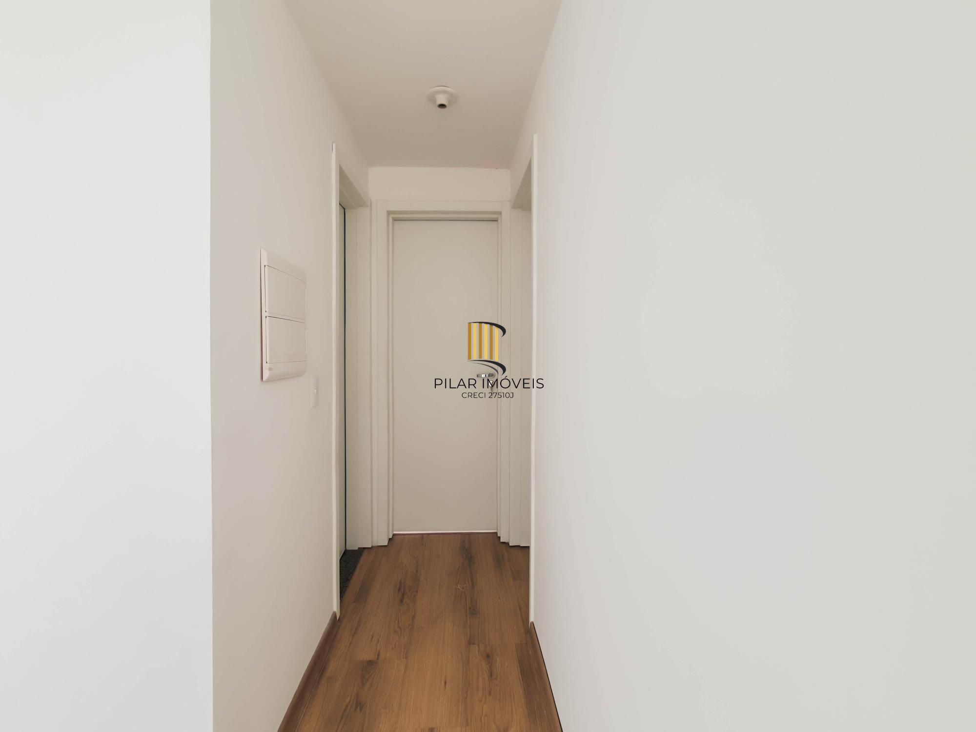 Apartamento em Porto Alegre, no bairro Vila Nova, com 2 dormitório(s), e 2 banheiros, à venda.