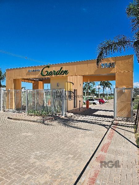 Casa Condominio em Porto Alegre, no bairro Hípica, com 3 dormitório(s), e 3 banheiros, à venda.