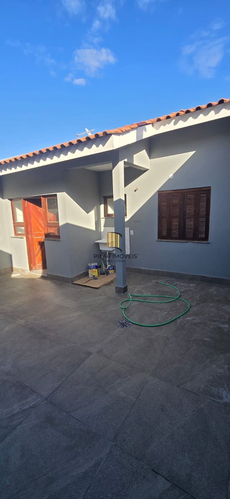 No bairro Hípica residência térrea com 2 dormitórios