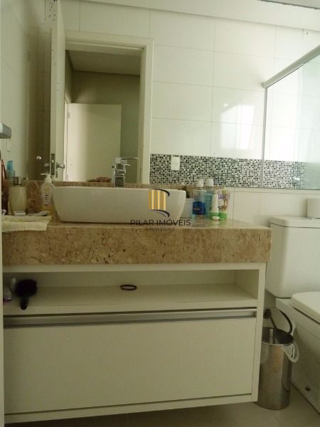 Casa Condominio para Venda - 251.91m², 4 dormitórios, sendo 4 suites, 2 vagas - Lagos De Nova Ipanema